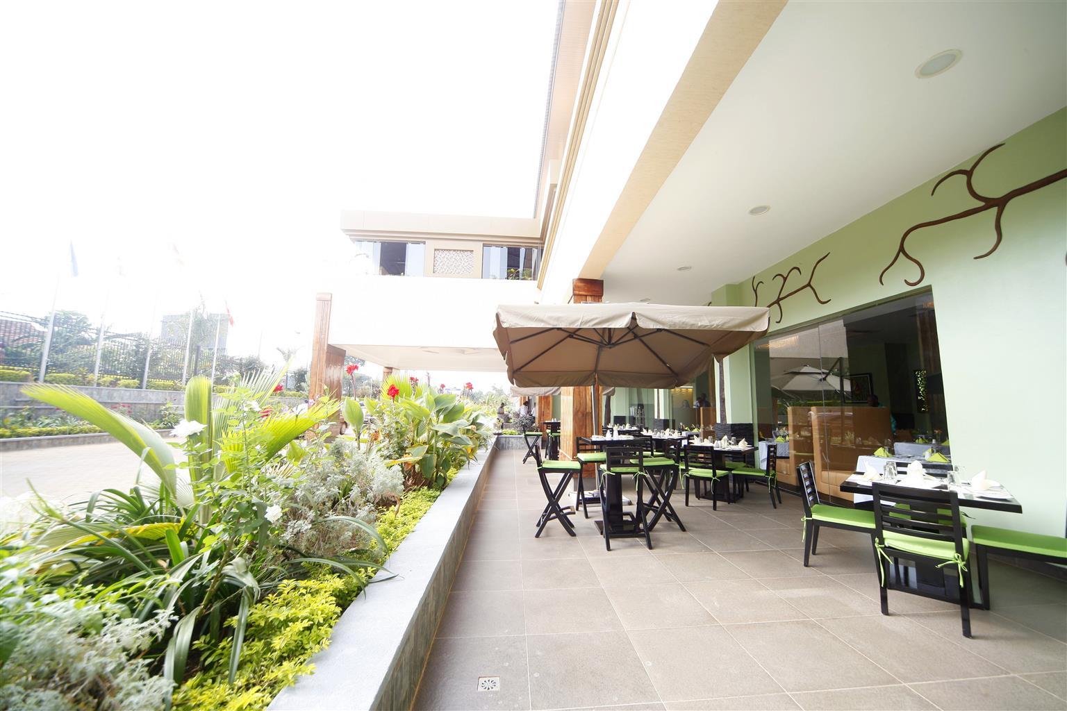 Best Western Premier Garden Hotel Entebbe Exterior photo