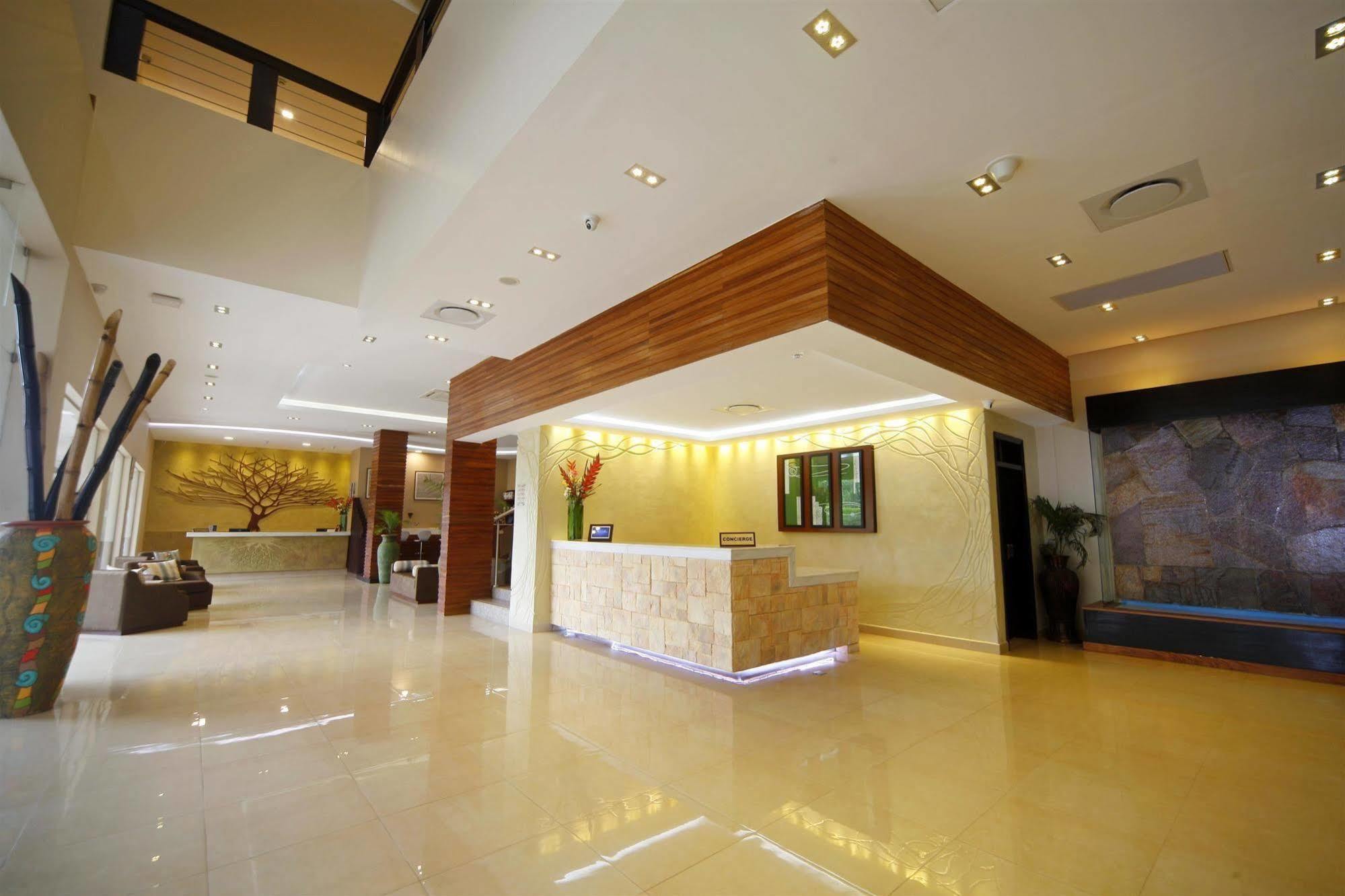 Best Western Premier Garden Hotel Entebbe Exterior photo